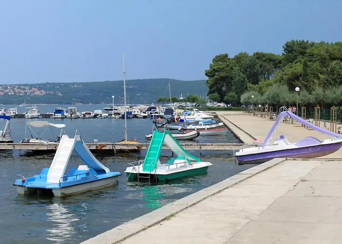 With Parking Space Punat, Krk - 15451 דירה פונאנט