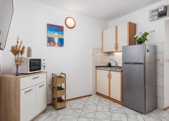 With Parking Space Punat, Krk - 15451 Apartament *