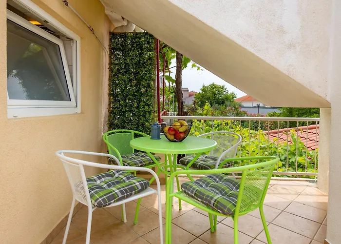 Apartament With Parking Space Punat, Krk - 15451